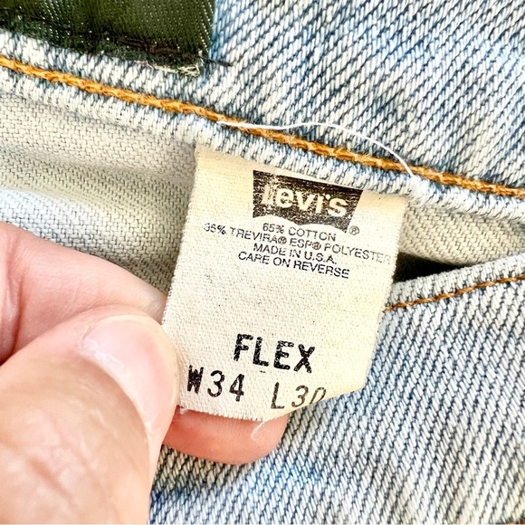 Vintage Levi’s 540 Cut Off Shorts Women’s 34 Flex Denim High Rise Distressed - Picture 9 of 10